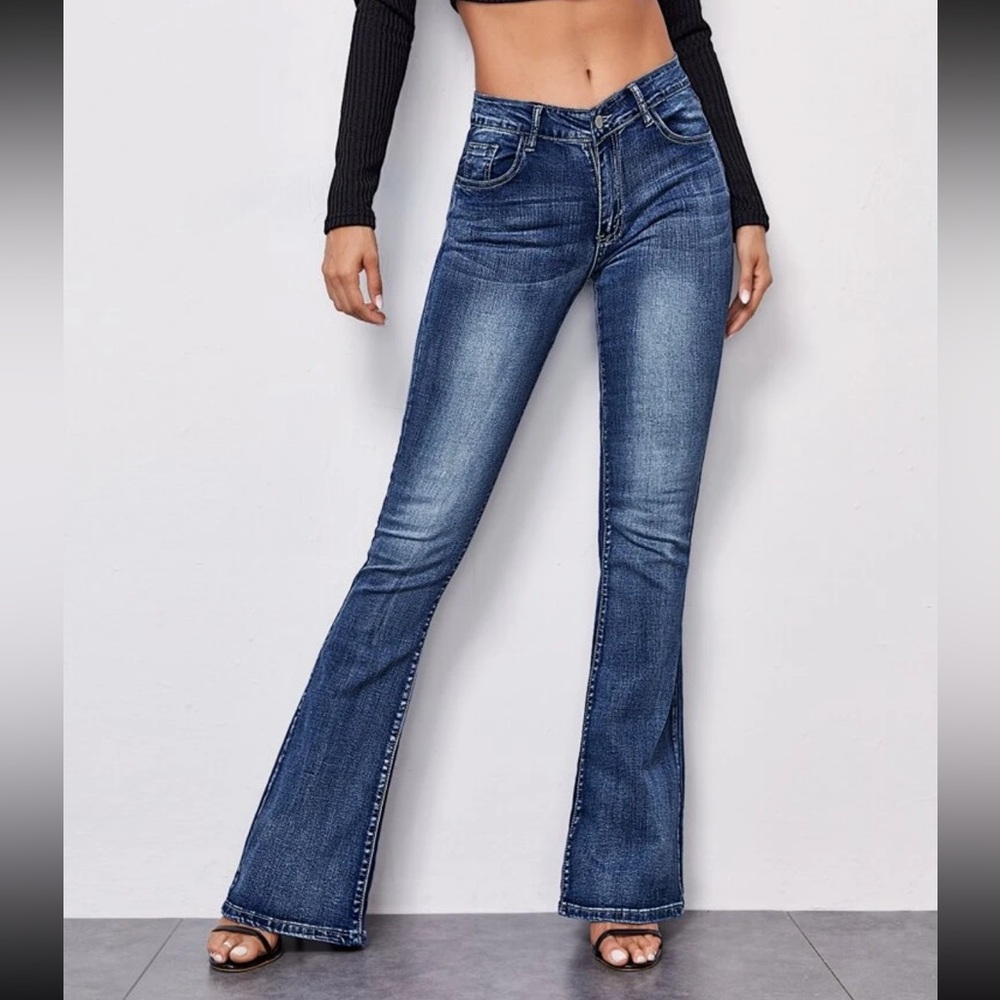 Shein Flared High-Waisted Jeans with Slit Hem - Size 27